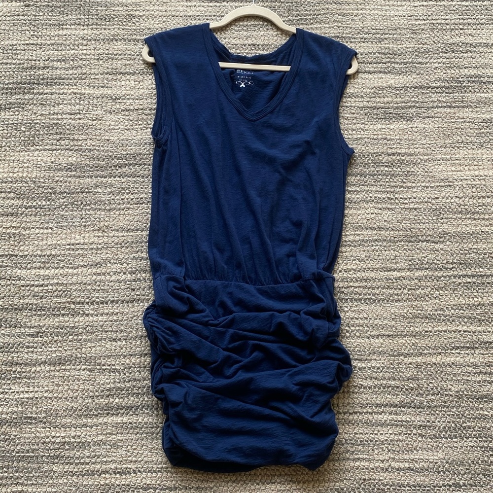 Blue V-neck Dress with Tight Cinched Skirt